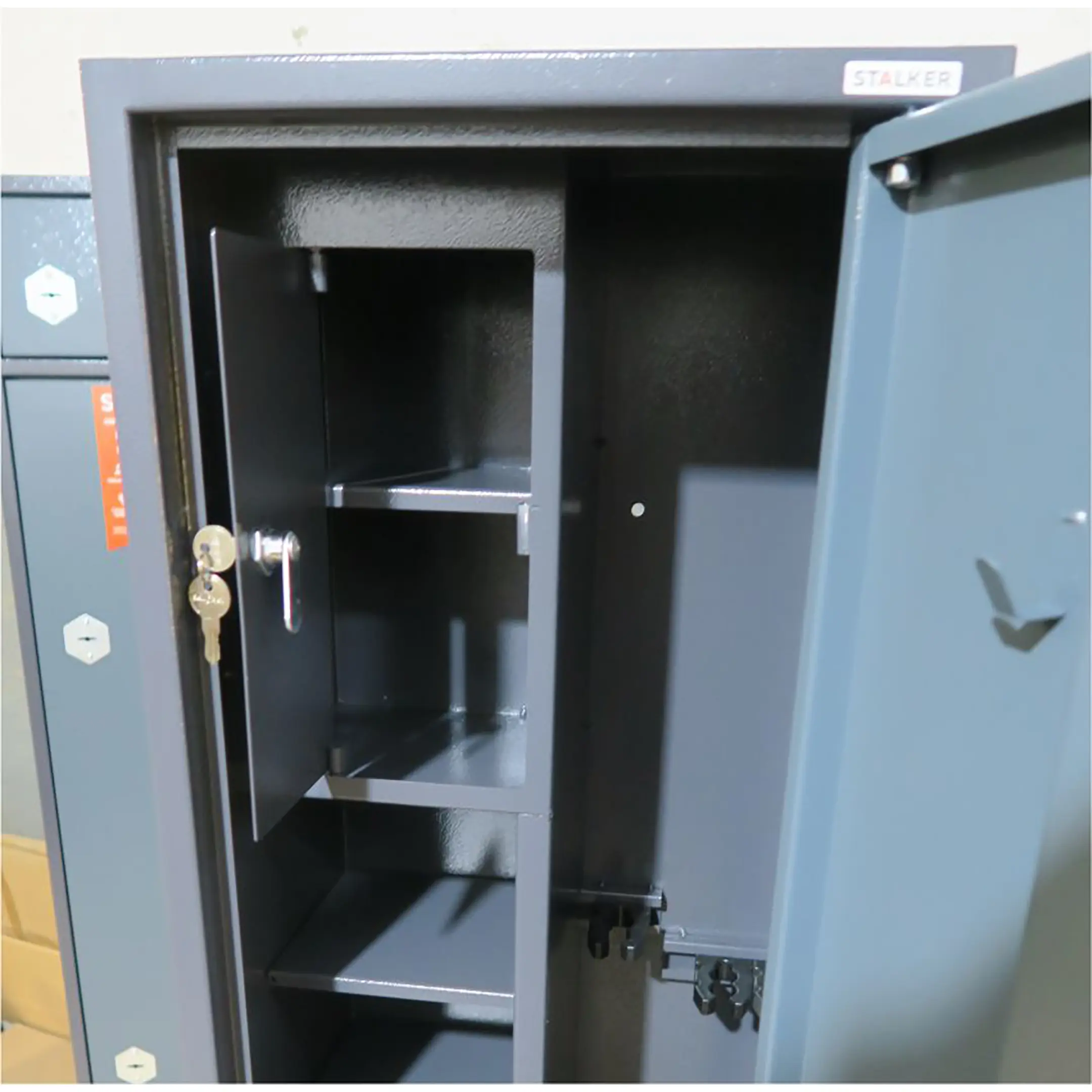 оружейный сейф stalker s7