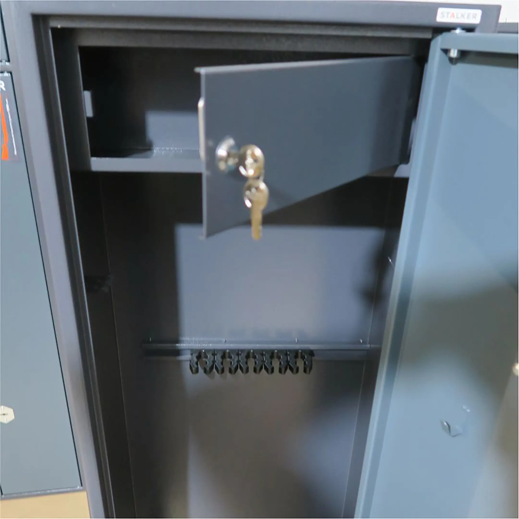 оружейный сейф stalker s9